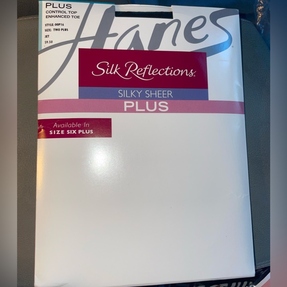 NWT Hanes Silk Reflections Plus Silk Sheer size 2 plus style oop16 vintage - Picture 1 of 4